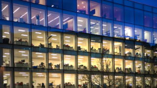 Commercial real estate market continued its recovery in the third quarter of 2021